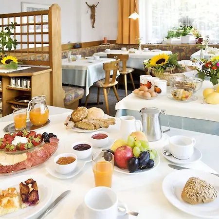아파트호텔 Mittendorf Klimaresidence 3*