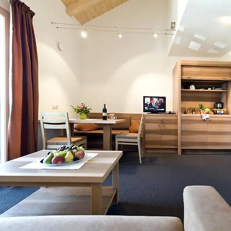아파트호텔 Mittendorf Klimaresidence 3*